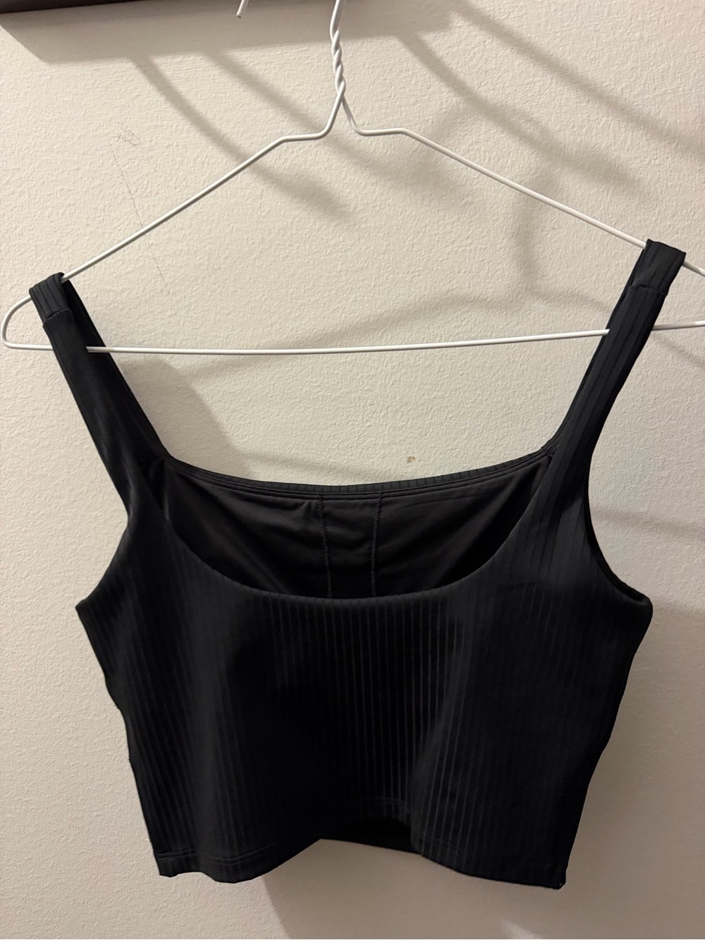 Vuori Inversion Rib Support Tank - Picture 4 of 4